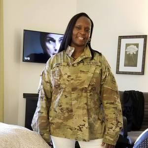 Meet your Posher, Lori